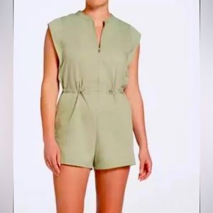 New without tags Calia Women’s romper size Medium